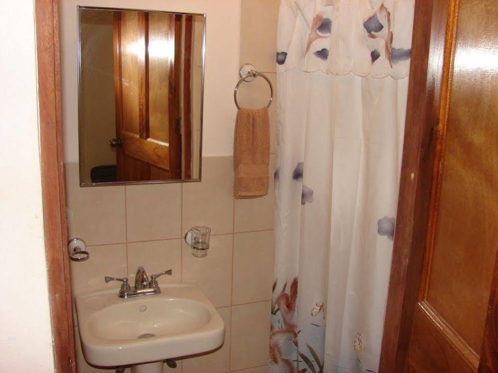 Villa Riviera 2 Bedroom Townhouse Playas del Coco Bagian luar foto