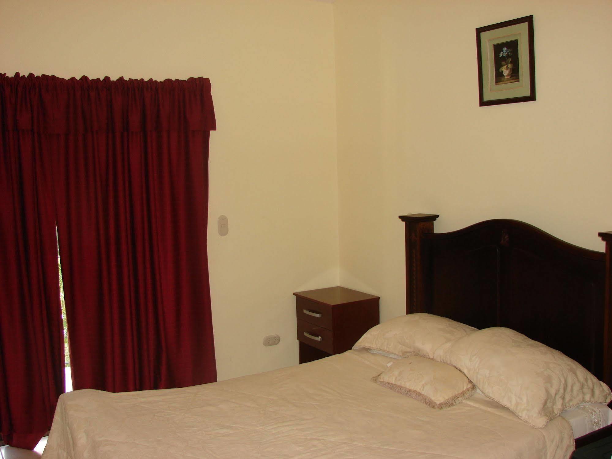 Villa Riviera 2 Bedroom Townhouse Playas del Coco Bagian luar foto