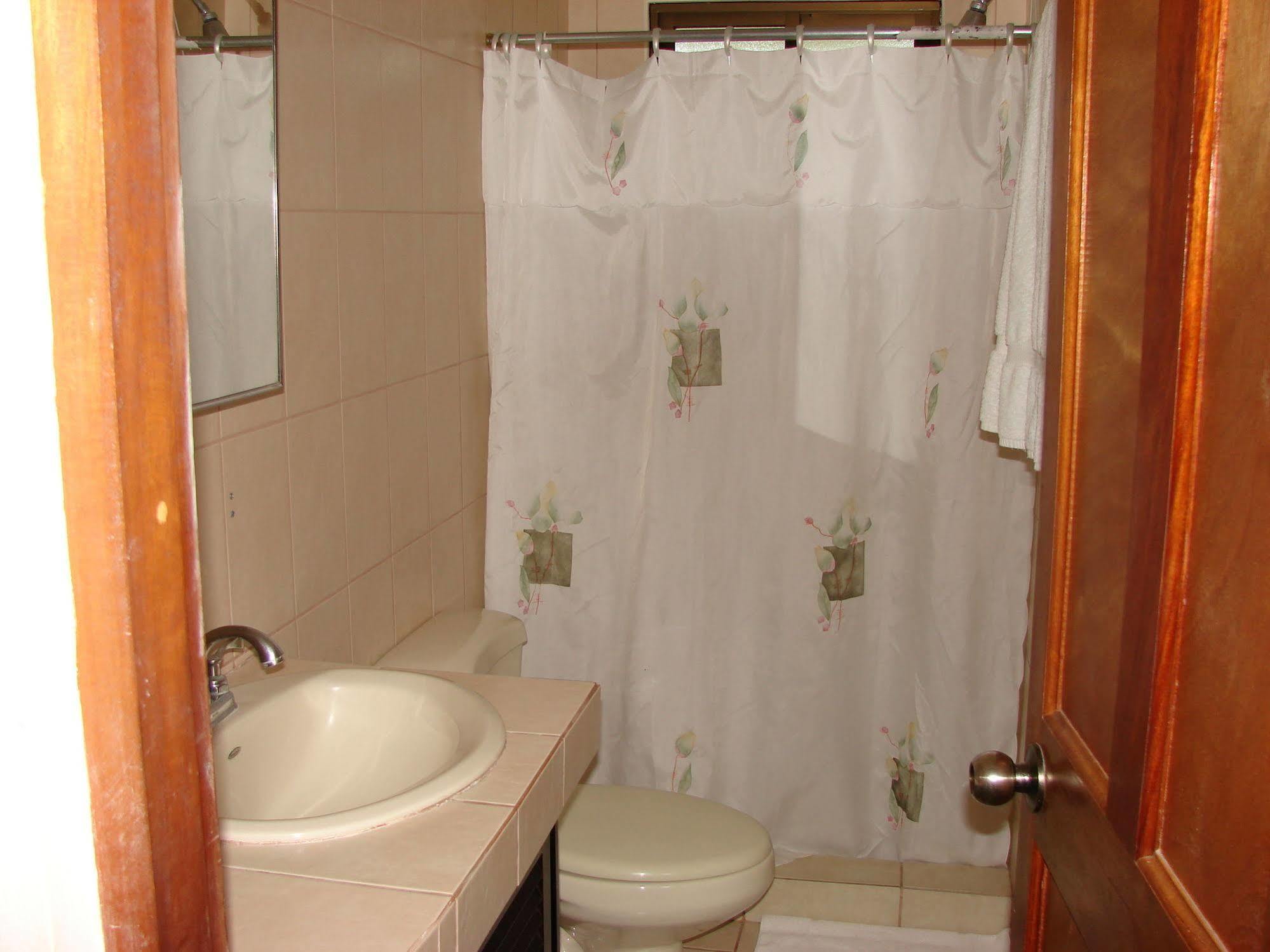 Villa Riviera 2 Bedroom Townhouse Playas del Coco Bagian luar foto